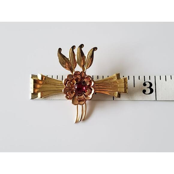 Vintage 1940s Gold-fill Harry Iskin Floral Brooch - Picture 7 of 8
